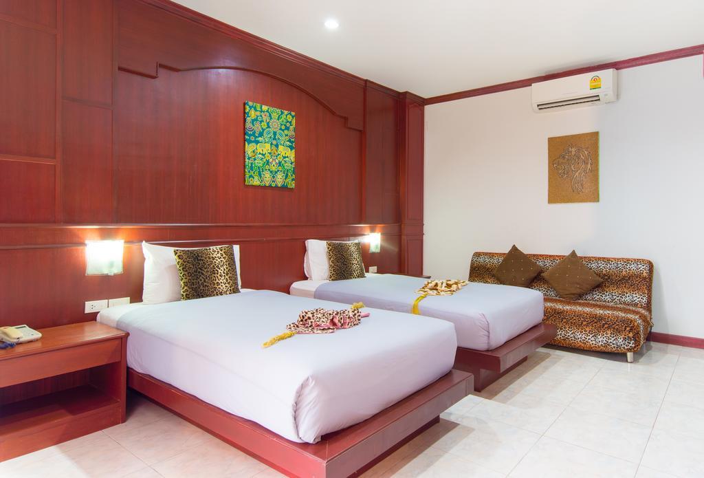Forest Patong Hotel Bagian luar foto