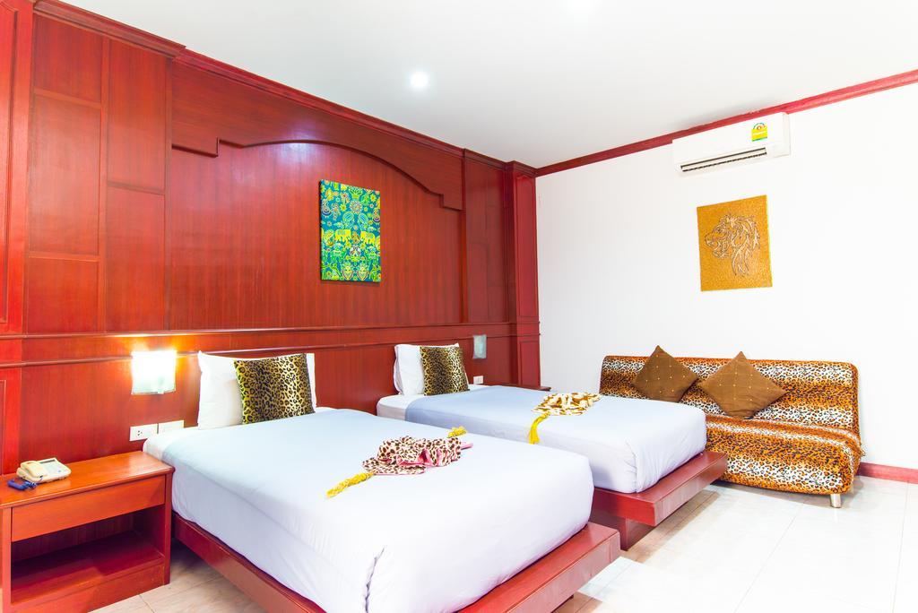 Forest Patong Hotel Bagian luar foto
