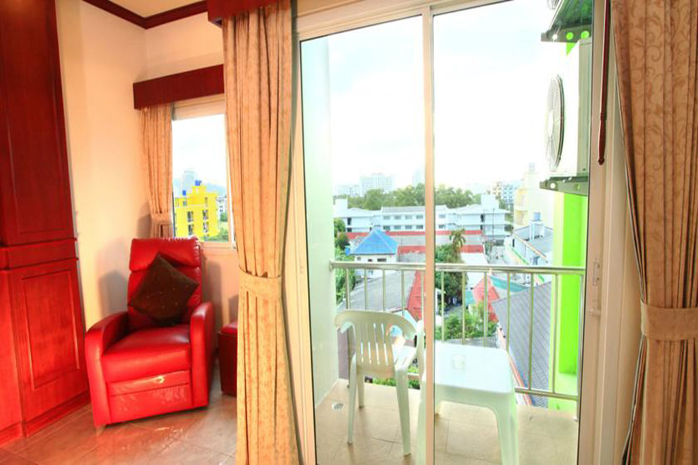 Forest Patong Hotel Bagian luar foto