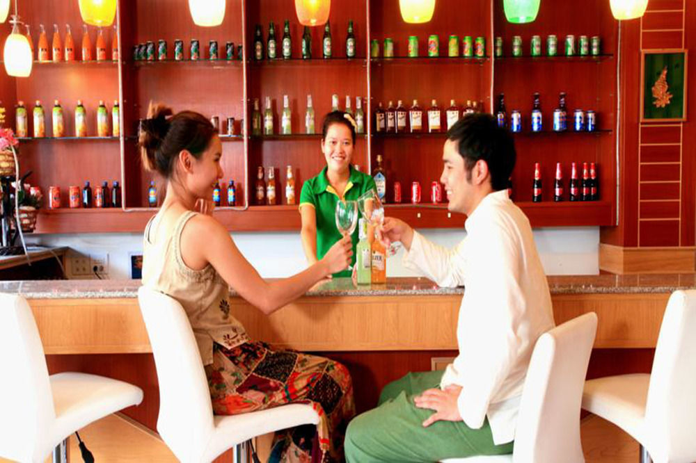 Forest Patong Hotel Bagian luar foto